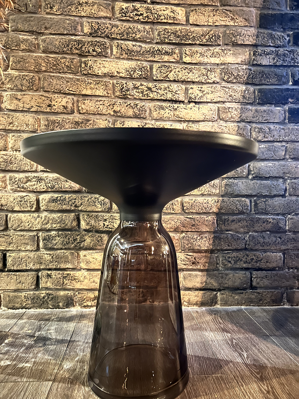 Bell side Table