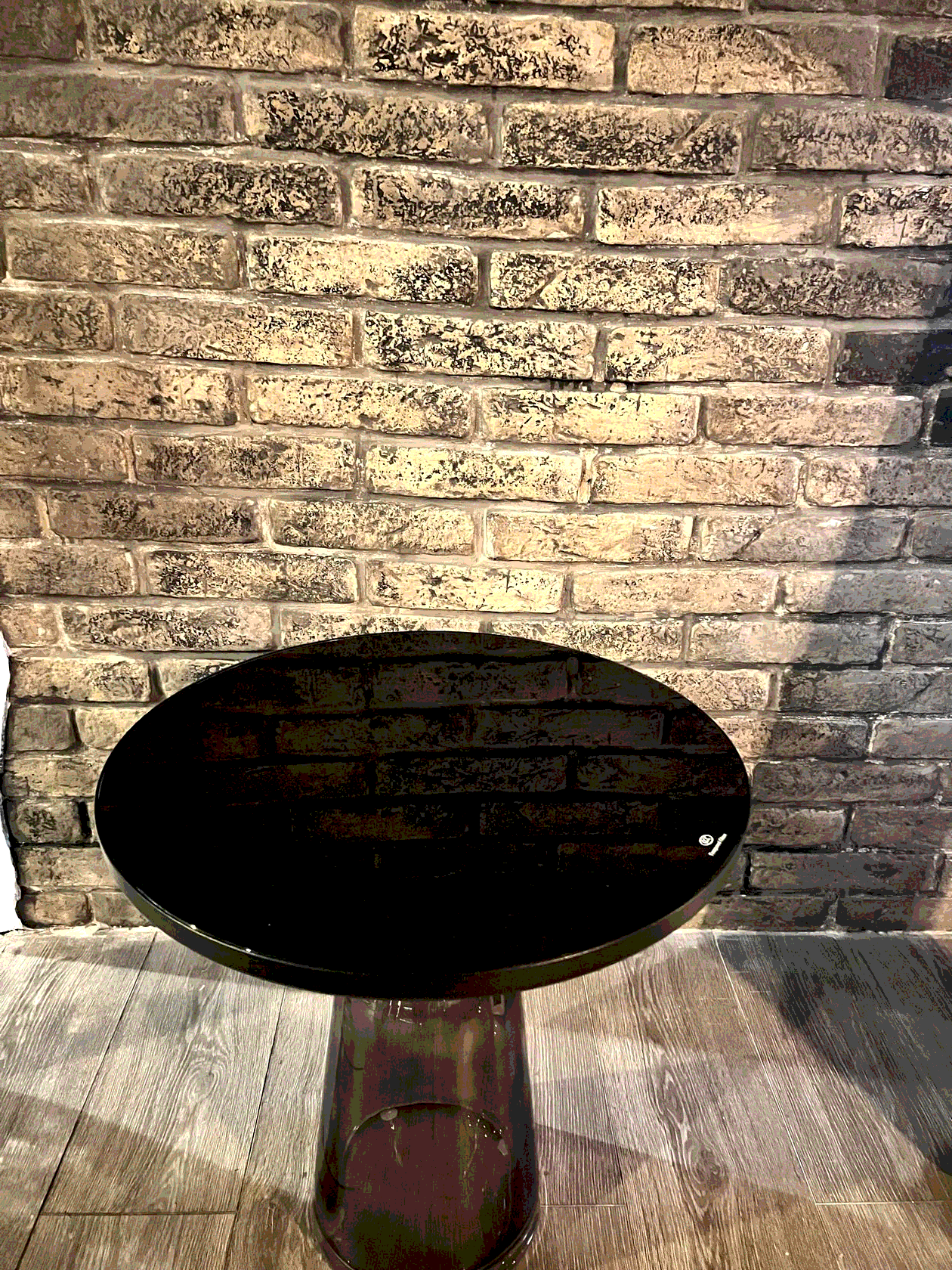 Bell side Table